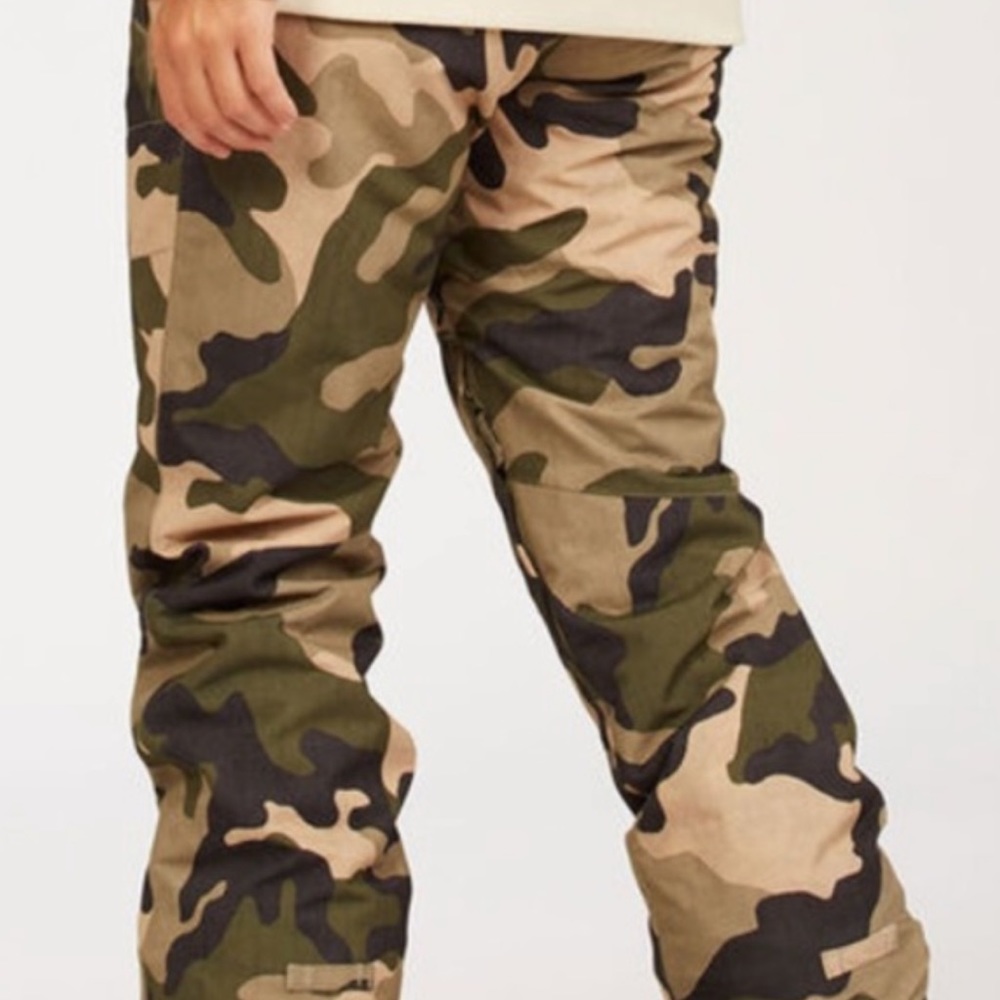 SOLD OUT: Billabong Malla Camo 10K Snowboard Pants